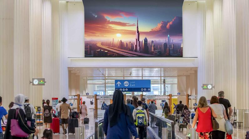 迪拜機場廣告