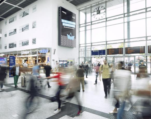 明斯特中央車站廣告