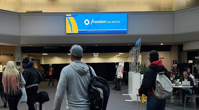 舊金山機場廣告